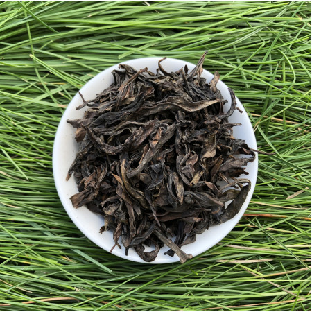 Чай У И Ба Сянь Улун - Восемь бессмертных с гор Уи 100 г